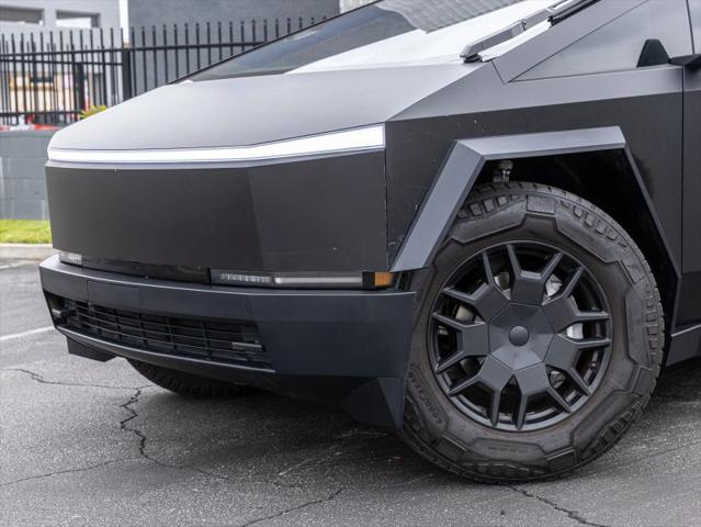 2024 Tesla Cybertruck Cyberbeast