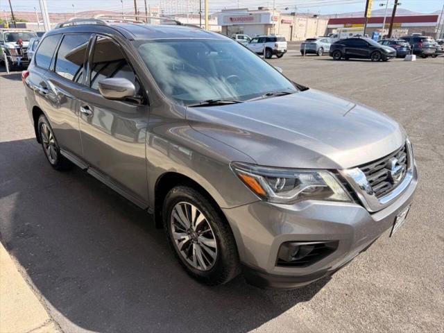 2020 Nissan Pathfinder S 4WD