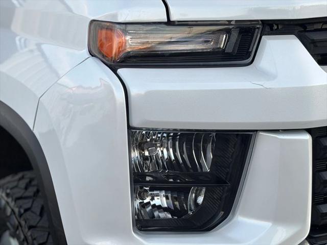 2023 Chevrolet Silverado 2500HD 4WD Crew Cab Standard Bed LT