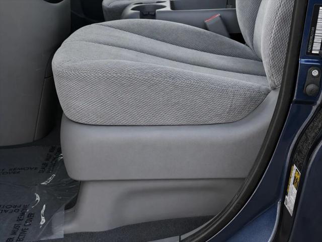 2008 Kia Sedona EX