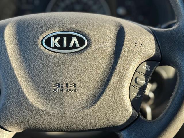 2008 Kia Sedona EX