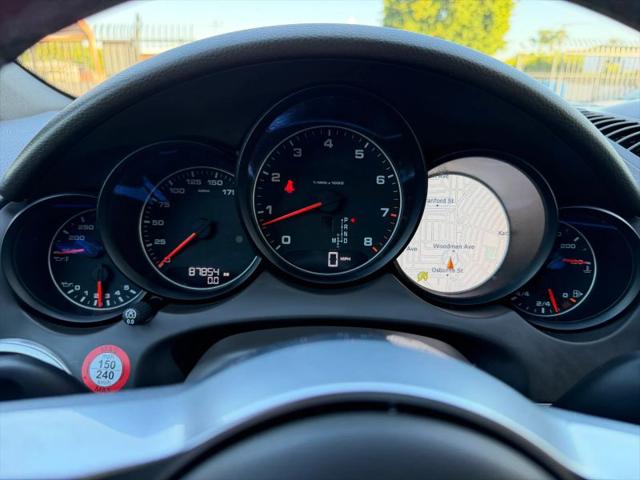 2017 Porsche Cayenne Base
