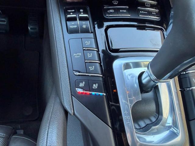 2017 Porsche Cayenne Base