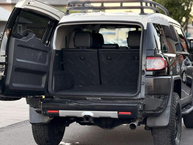 2012 Toyota FJ Cruiser Base