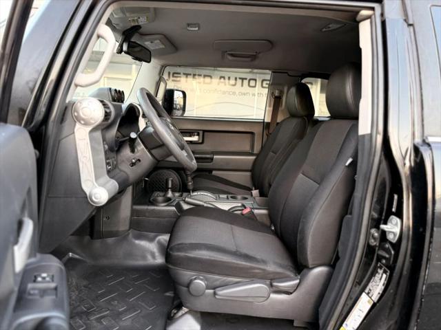 2012 Toyota FJ Cruiser Base