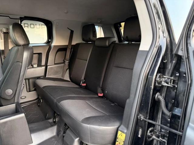 2012 Toyota FJ Cruiser Base