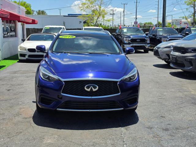 2018 INFINITI QX30 LUXE