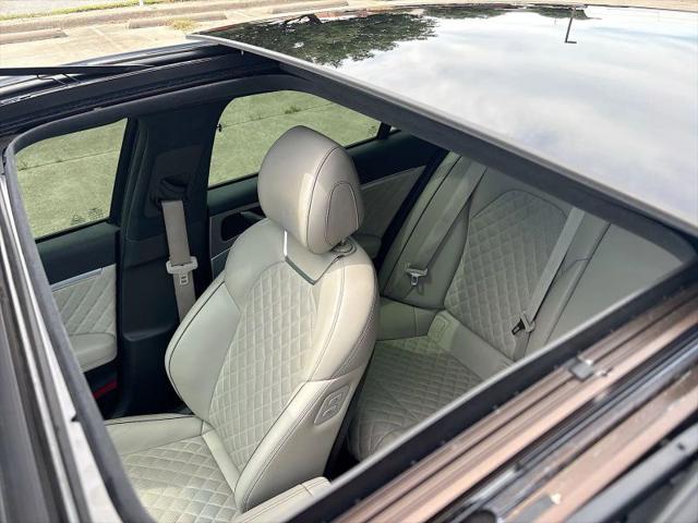 2023 Genesis G70 3.3T RWD