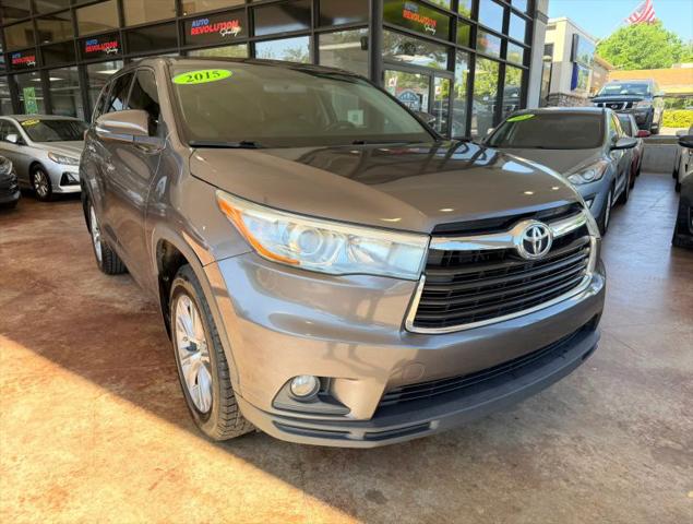 2015 Toyota Highlander LE Plus V6 for sale in Shelby, NC