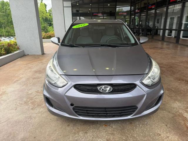 2016 Hyundai Accent SE