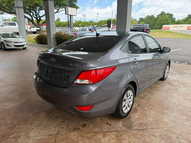 2016 Hyundai Accent SE