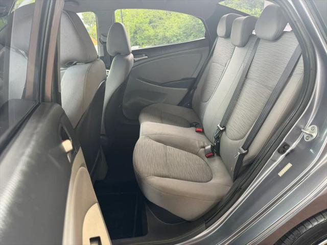 2016 Hyundai Accent SE