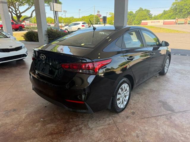 2019 Hyundai Accent SE