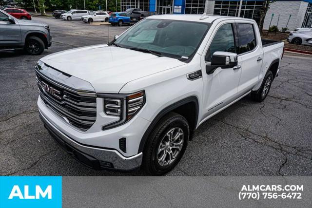 2025 GMC Sierra 1500 2WD Crew Cab Short Box SLT