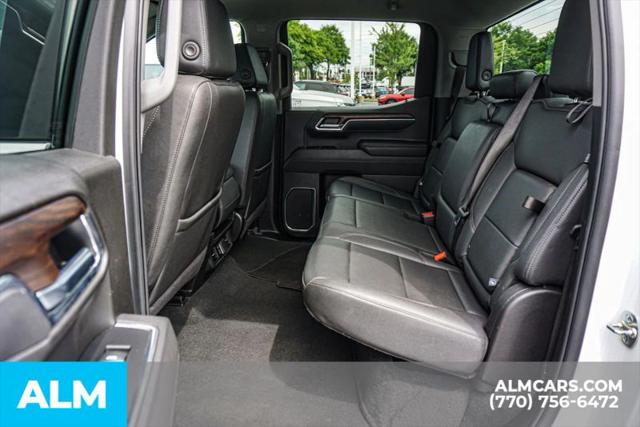 2025 GMC Sierra 1500 2WD Crew Cab Short Box SLT
