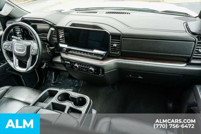 2025 GMC Sierra 1500 2WD Crew Cab Short Box SLT