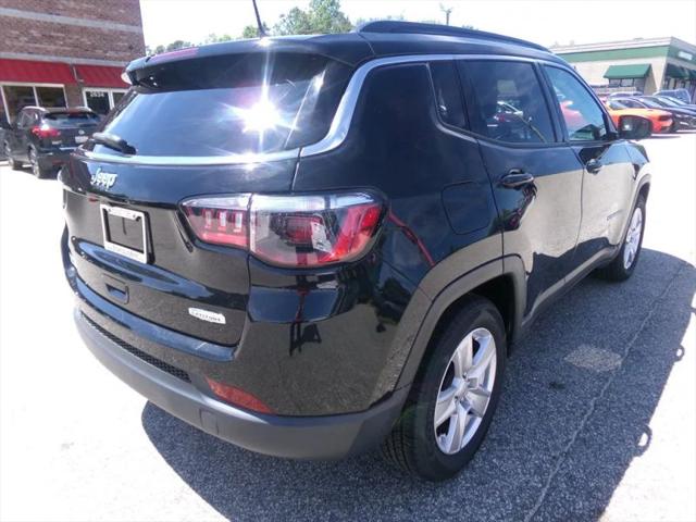 2022 Jeep Compass Latitude FWD
