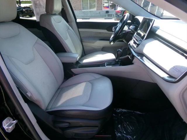 2022 Jeep Compass Latitude FWD