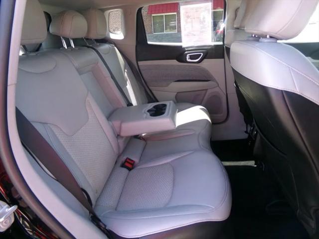 2022 Jeep Compass Latitude FWD