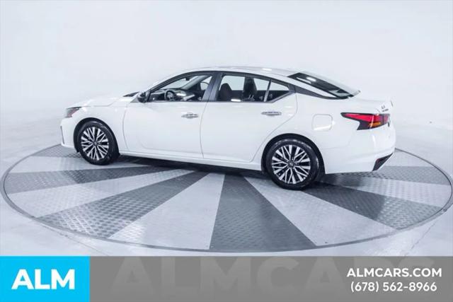 2025 Nissan Altima SV FWD