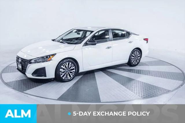 2025 Nissan Altima SV FWD