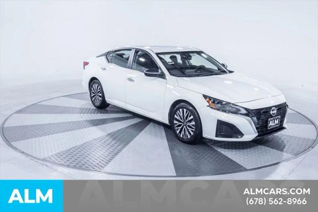 2025 Nissan Altima SV FWD