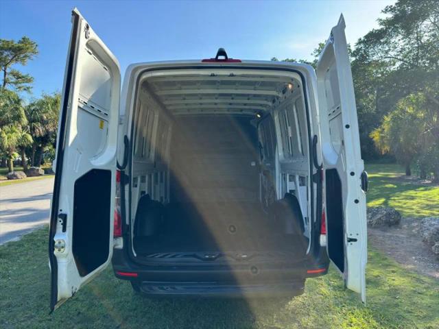 2019 Mercedes-Benz Sprinter 3500 High Roof V6