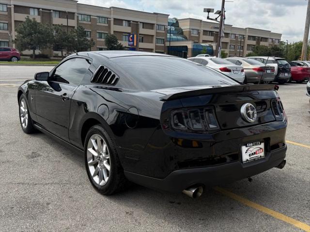 2011 Ford Mustang V6