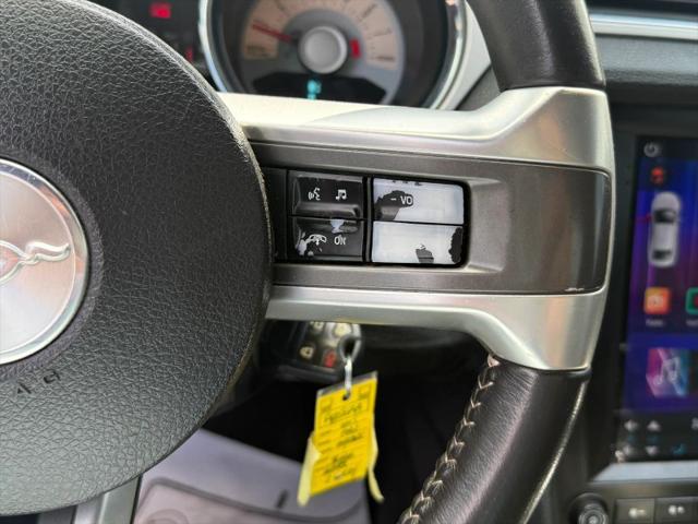 2011 Ford Mustang V6