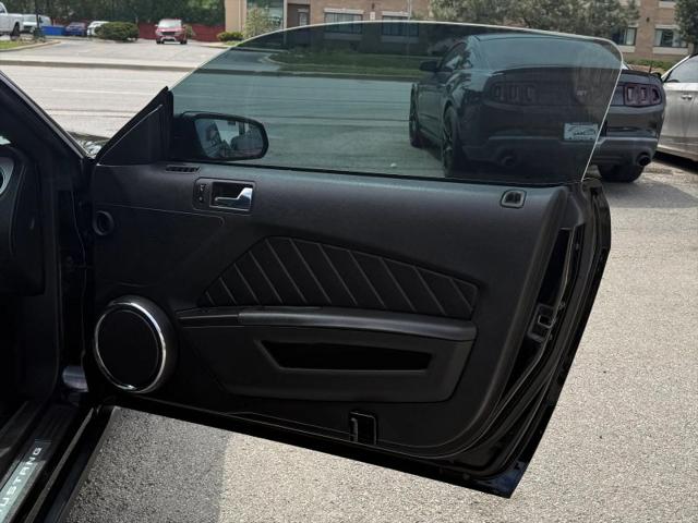 2011 Ford Mustang V6