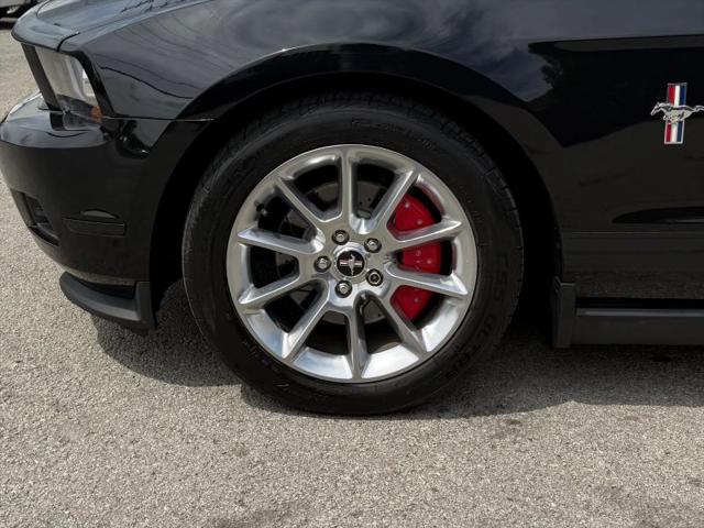 2011 Ford Mustang V6