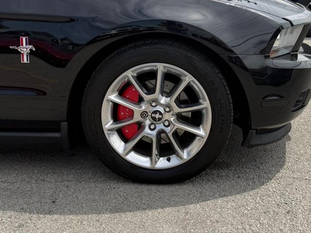 2011 Ford Mustang V6