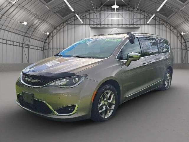 2018 Chrysler Pacifica Limited for sale in Oshkosh, WI