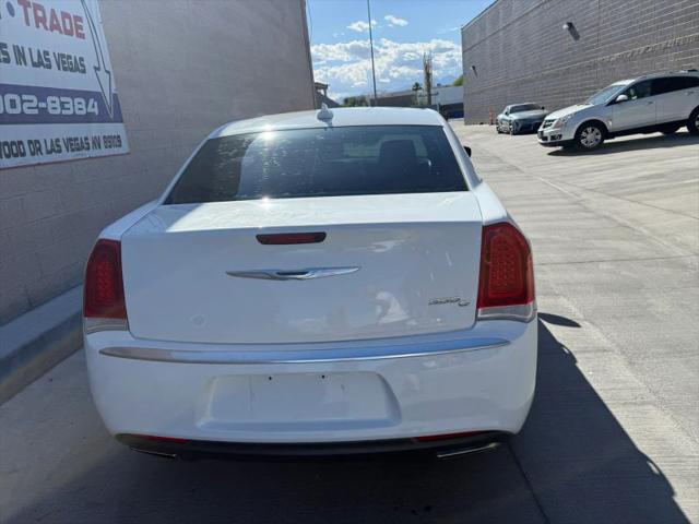 2017 Chrysler 300 Platinum