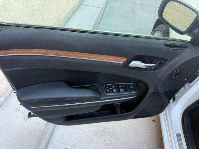 2017 Chrysler 300 Platinum
