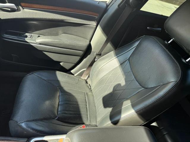 2017 Chrysler 300 Platinum