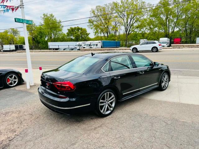 2017 Volkswagen Passat 1.8T R-Line