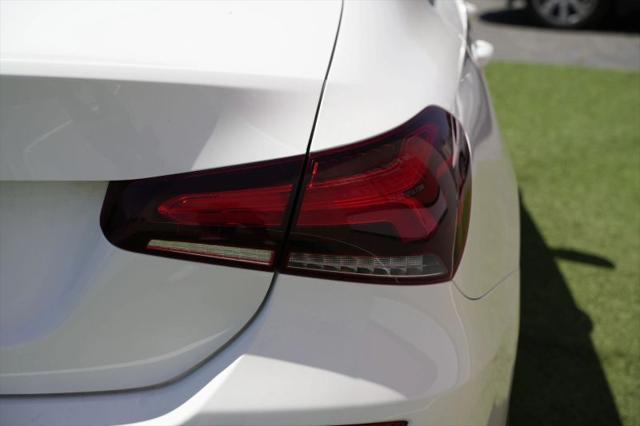 2021 Mercedes-Benz A 220 A 220