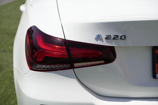 2021 Mercedes-Benz A 220 A 220