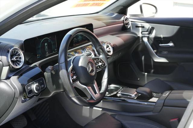2021 Mercedes-Benz A 220 A 220