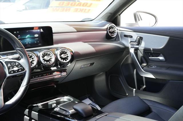 2021 Mercedes-Benz A 220 A 220