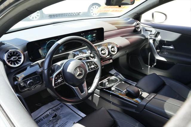 2021 Mercedes-Benz A 220 A 220