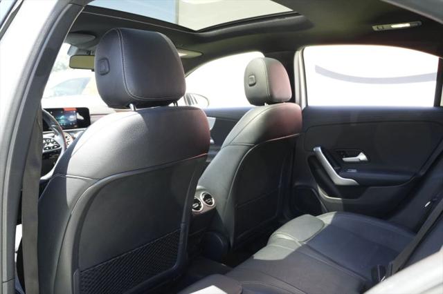 2021 Mercedes-Benz A 220 A 220