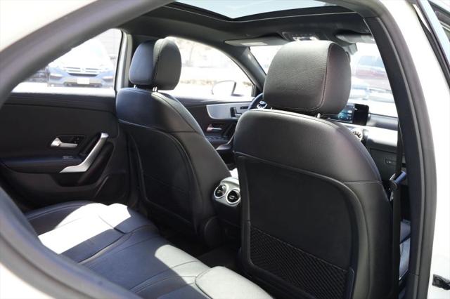 2021 Mercedes-Benz A 220 A 220