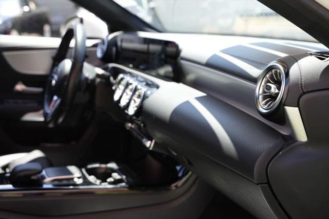 2021 Mercedes-Benz A 220 A 220