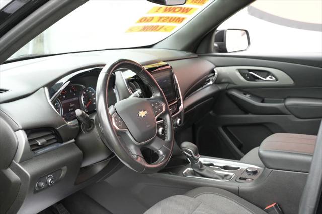 2022 Chevrolet Traverse AWD LT Cloth