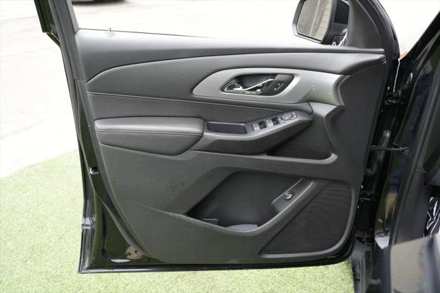 2022 Chevrolet Traverse AWD LT Cloth