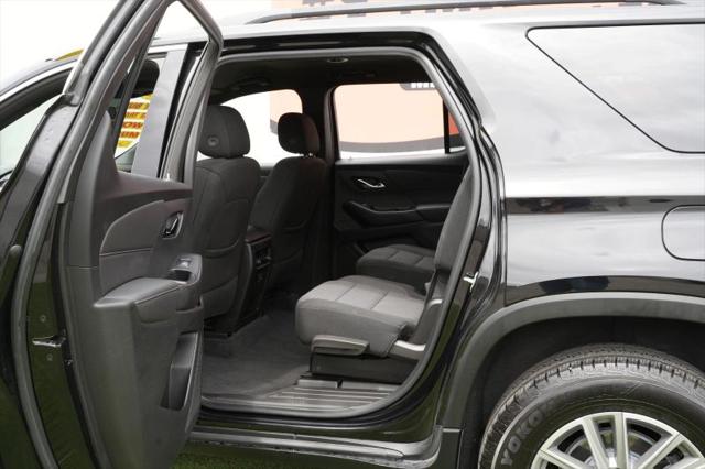 2022 Chevrolet Traverse AWD LT Cloth
