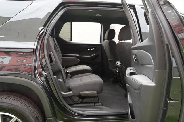2022 Chevrolet Traverse AWD LT Cloth