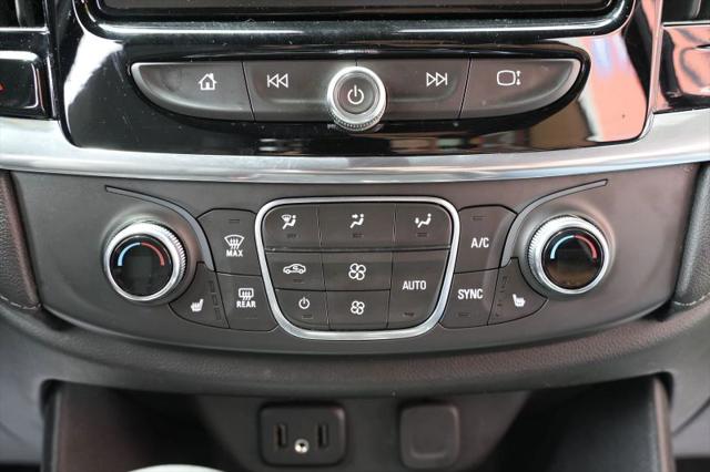 2022 Chevrolet Traverse AWD LT Cloth